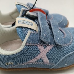 Munich Barefoot Baby Koda en azul jeans