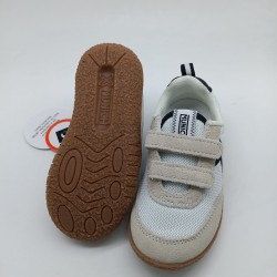 Munich Barefoot Baby Koda en blanco