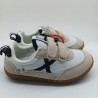 Munich Barefoot Baby Koda en blanco