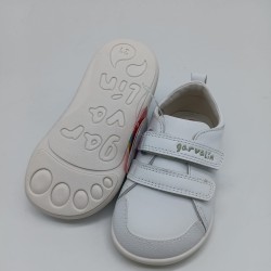 Deportivo Barefoot en piel blanca